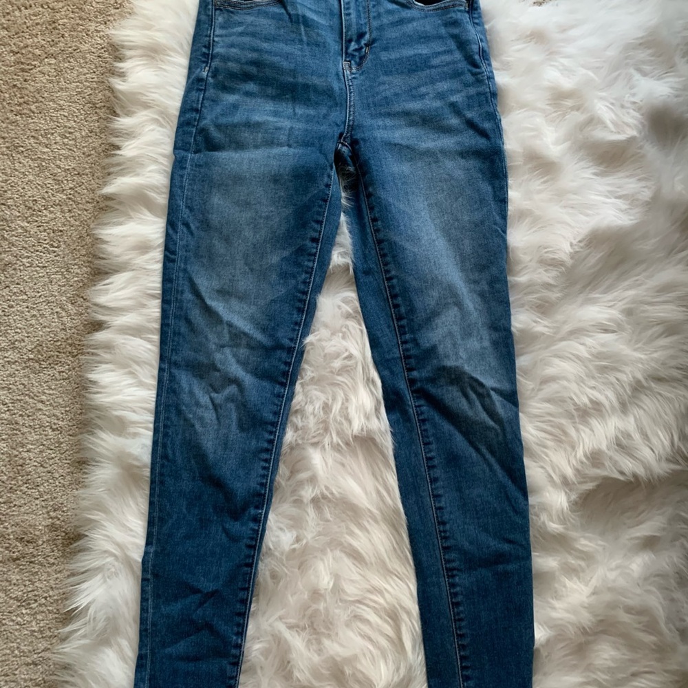 American eagle curvy high rise jeans